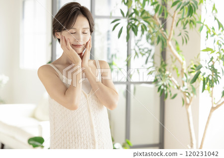 女人的美麗形象肖像 120231042
