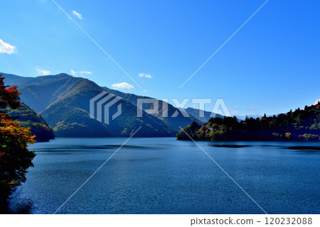 奧多摩湖生居之道 - 紅葉風景 奧多摩湖生居之道 - 紅葉風景 120232088