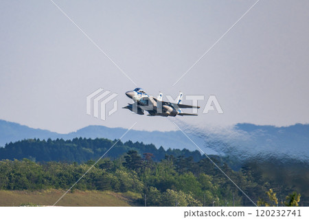 日本航空自衛隊侵略者部隊戰鬥機起飛 120232741