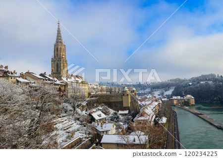 View of the Aare river and old town of Bern at winter in Switzerland 120234225