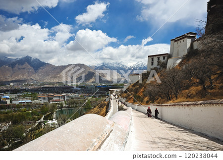 landmark of the famous Potala Palace in Lhasa, Tibet landmark of the famous Potala Palace in Lhasa, Tibet 120238044