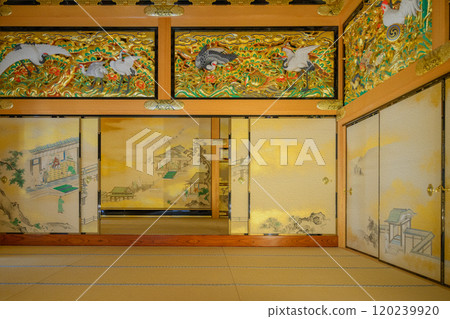 The Shogun's gorgeous Japanese-style room 120239920