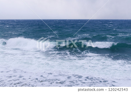 Winter rough waves Winter rough waves 120242543