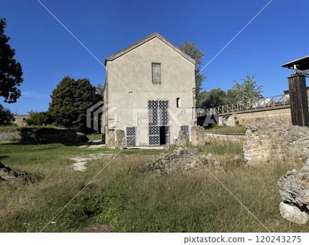 The Cimitile Church complex is a Paleochristian site in Caserta, Campania. 120243275