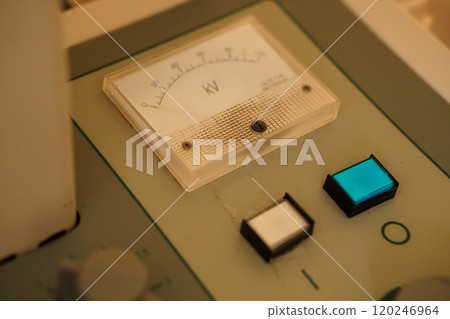 Electrical Voltage Measurement Device with Control Switches 120246964