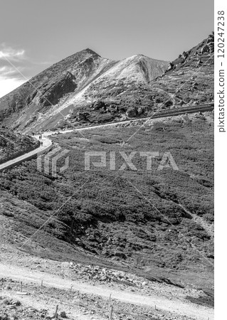 從榻榻平、乘鞍看到的劍峰 乘鞍山登山之旅 報紙廣告 從榻榻平、乘鞍看到的劍峰 乘鞍山登山之旅 報紙廣告 120247238