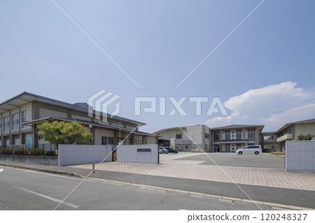Rikigo Nishi Elementary School Gate Rikigo Nishi Elementary School Gate 120248327