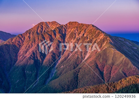 Morning glow of Mt. Akaishi and Venus Belt, Southern Alps, climbing Mt. Akuzawa and Mt. Arakawa 120249936