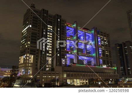 The fuji television building in tokyo 120250598