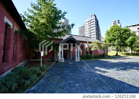 西本願寺廣場/聚心堂(台灣台北市萬華區) 西本願寺廣場/聚心堂(台灣台北市萬華區) 120251108