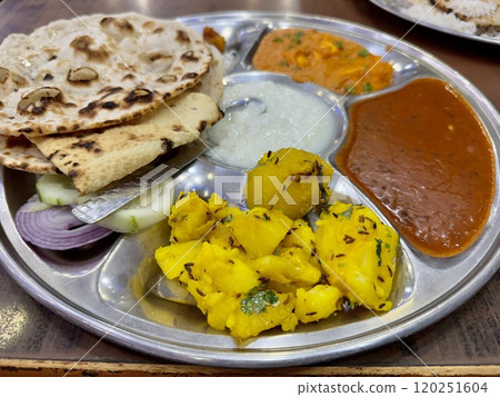 Indian curry Indian curry 120251604