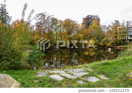 Autumn view at Bernrieder Park on Lake Starnberg, Bavaria, Upper Bavaria, Germany Autumn view at Bernrieder Park on Lake Starnberg, Bavaria, Upper Bavaria, Germany 120252279