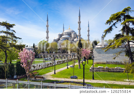 Sultan Ahmed Mosque, commonly known as Blue Mosque, in Istanbul, Turkey Sultan Ahmed Mosque, commonly known as Blue Mosque, in Istanbul, Turkey 120255814