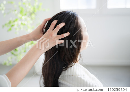 Image of a head massage etc. Image of a head massage etc. 120259804