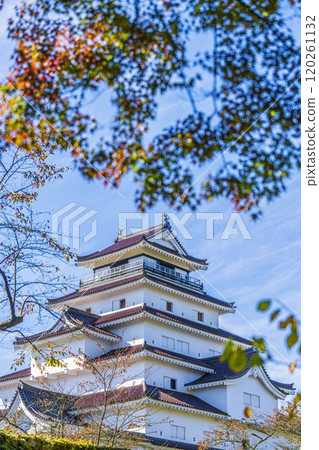 Tsuruga Castle (Aizuwakamatsu Castle) in late autumn, Aizuwakamatsu City, Fukushima Prefecture Tsuruga Castle (Aizuwakamatsu Castle) in late autumn, Aizuwakamatsu City, Fukushima Prefecture 120261132