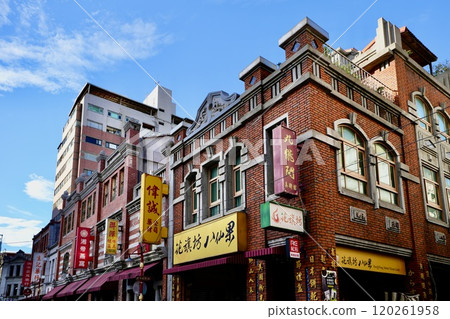 Dihua Street (Datong District, Taipei, Taiwan) Dihua Street (Datong District, Taipei, Taiwan) 120261958