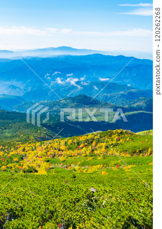 Climbing Mt. Ontake in autumn: View from the hiking trail (from the 8th station stone refuge hut to the summit of Otaki) 120262268