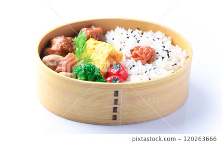 Homemade bento (magewappa) on white background 120263666