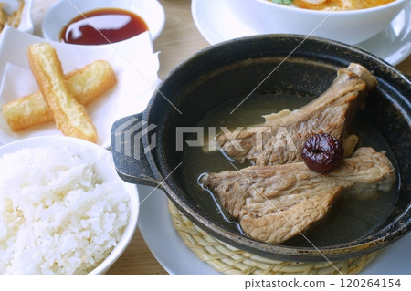 新加坡肉骨茶 新加坡肉骨茶 120264154