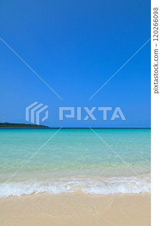 宮古島與那霸前濱海灘的美景 120266098