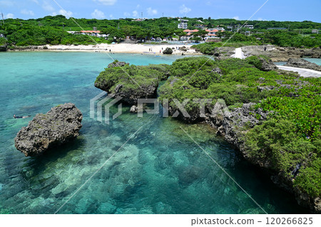 A very beautiful seascape at Imgya Marine Garden in Miyakojima 120266825