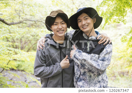 Outdoor outing camping image male friend 120267347