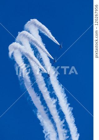 藍色衝動展覽飛行 藍色衝動展覽飛行 120267956