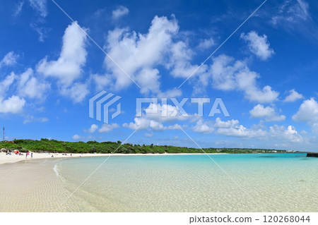 Toguchihama Beach, a very beautiful beach on Irabu Island 120268044