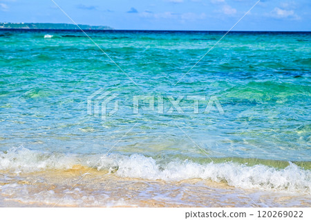 Spectacular view of Sunayama Beach in Miyakojima 120269022