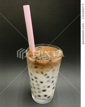 Tapioca milk tea 120269273