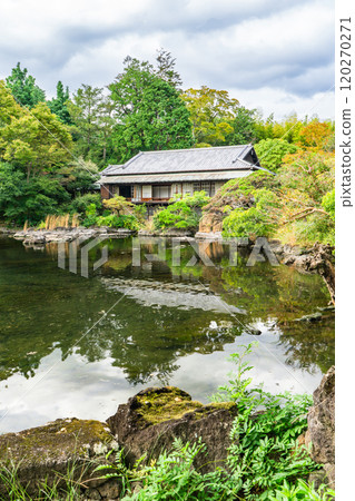 Rakujuen (former villa of Prince Komatsu) Rakujukan and Obama Pond Ichibancho, Mishima City, Shizuoka Prefecture Rakujuen (former villa of Prince Komatsu) Rakujukan and Obama Pond Ichibancho, Mishima City, Shizuoka Prefecture 120270271