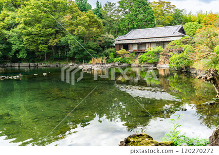 靜岡縣三島市樂壽園（舊小松宮別墅）樂壽館和小濱池一番町 120270272