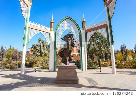 Mausoleum of Apak Khoja and Tomb of the Fragrant Concubine in Kashgar, Western of China. 120274248