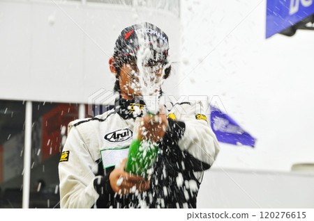 Race Winner Champagne Fight Race Winner Champagne Fight 120276615