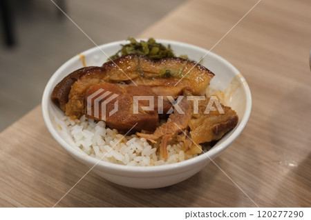 台中豬肉飯 120277290