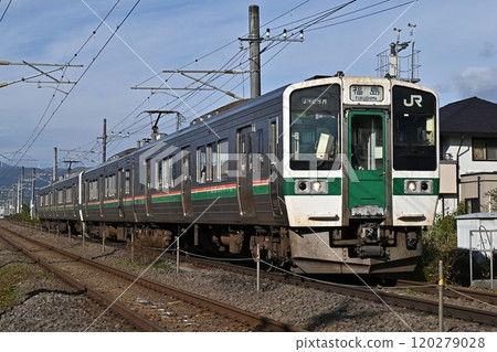Ou Main Line (Yamagata Line) Series 719 5000 series 120279028