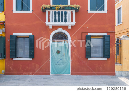 Ancient doors and windows 120280136