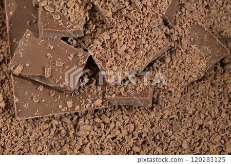 Natural organic vegan chocolate and chocolate chips 120283125