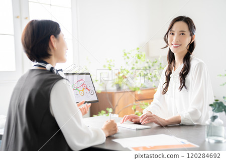  企業形象 120284692