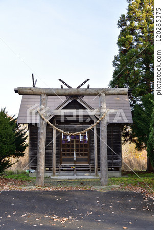 拍攝北海道森町姬川神社深秋景色 拍攝北海道森町姬川神社深秋景色 120285375