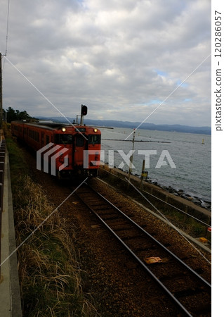 Diesel train running on the JR Himi Line 120286057