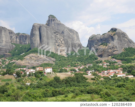 Meteora Land② Meteora Land② 120286489