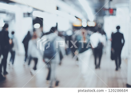 People commuting by train 120286684