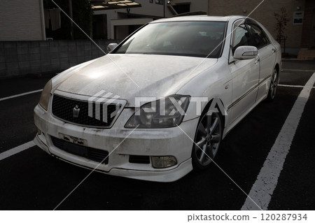 Abandoned vehicle image Abandoned vehicle image 120287934