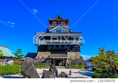 Blue sky and Kiyosu Castle, Kiyosu City, Aichi Prefecture Blue sky and Kiyosu Castle, Kiyosu City, Aichi Prefecture 120288070