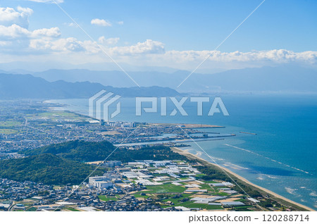 Torii gate in the sky in Kagawa Prefecture, Shikoku Torii gate in the sky in Kagawa Prefecture, Shikoku 120288714