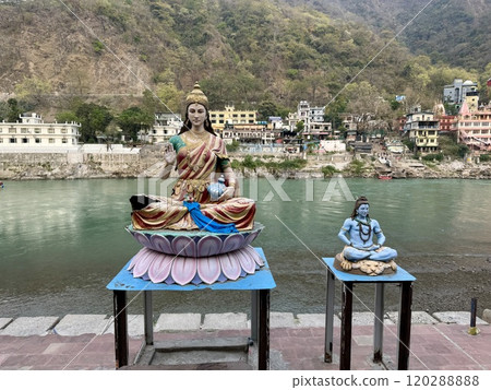 Statue of Goddess Parvati and Lord Shiva Statue of Goddess Parvati and Lord Shiva 120288888