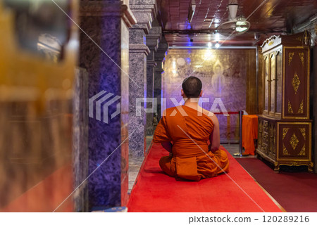 Wat Phra That Doi Suthep in Chiang Mai (Wat Thai) Wat Phra That Doi Suthep in Chiang Mai (Wat Thai) 120289216