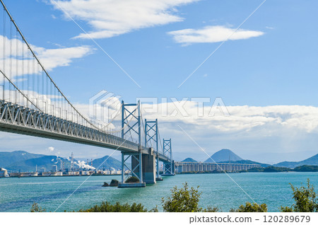 連接香川縣和岡山縣的瀨戶大橋 連接香川縣和岡山縣的瀨戶大橋 120289679