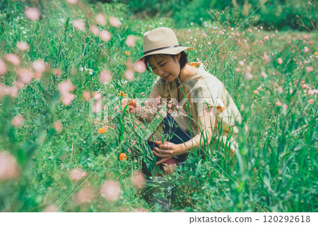 Flower picking 120292618